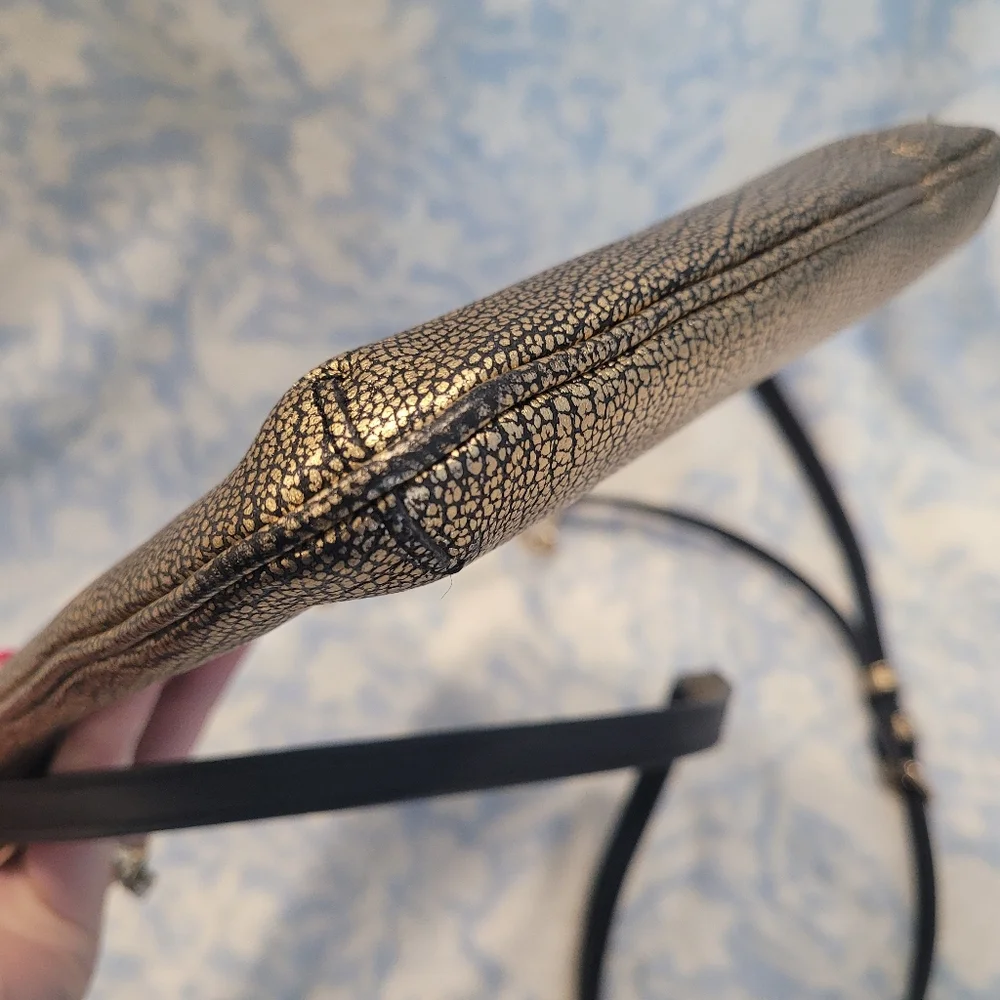 Coach SWAGGER Metallic Pebble Leather Swingpack Crossbody - Picture 13 of 15